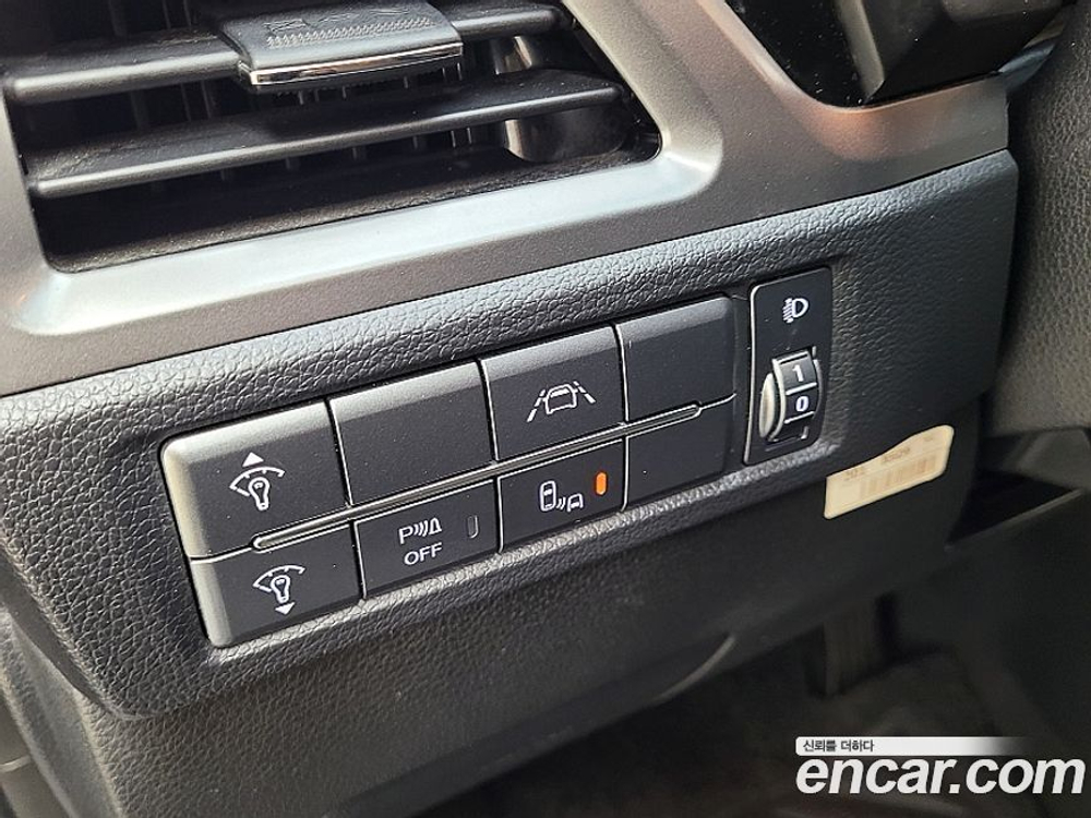 KG Mobility (Ssangyong) Beautiful Korando Бензин 1.5 2WD C5 (11.2019)