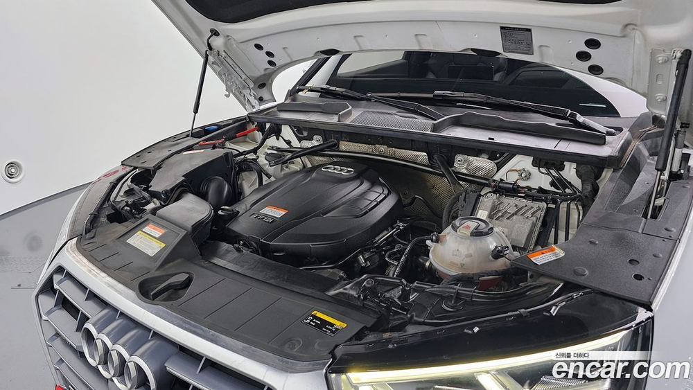 Audi Q5 (FY) 45 TFSI Quattro Premium (06.2020)