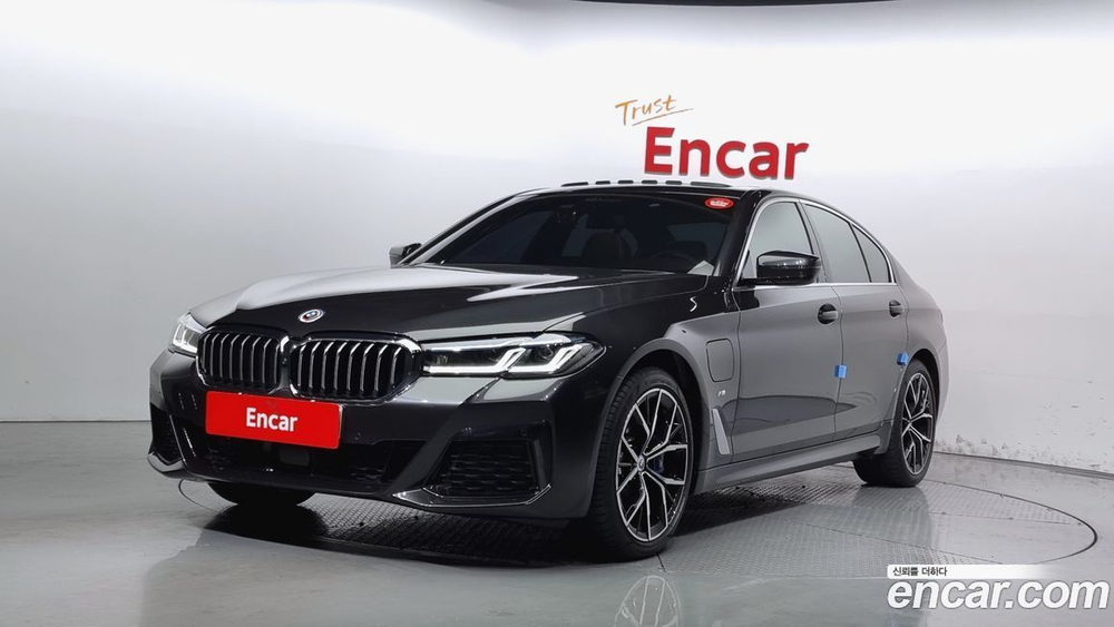 BMW 5 Series (G30) 530e M Sports (07.2021)