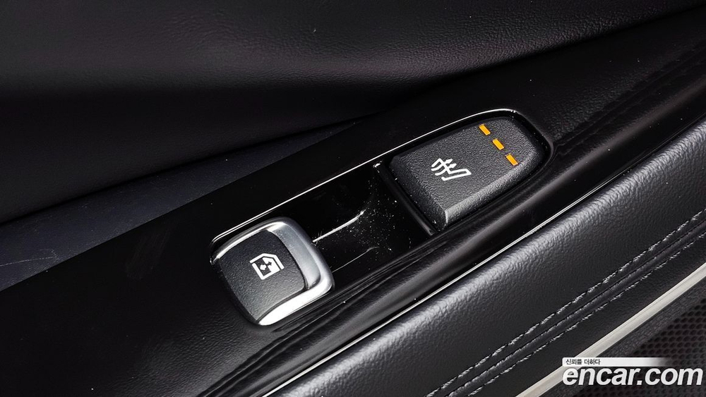 Kia K8 Hybrid Noblesse (01.2022)