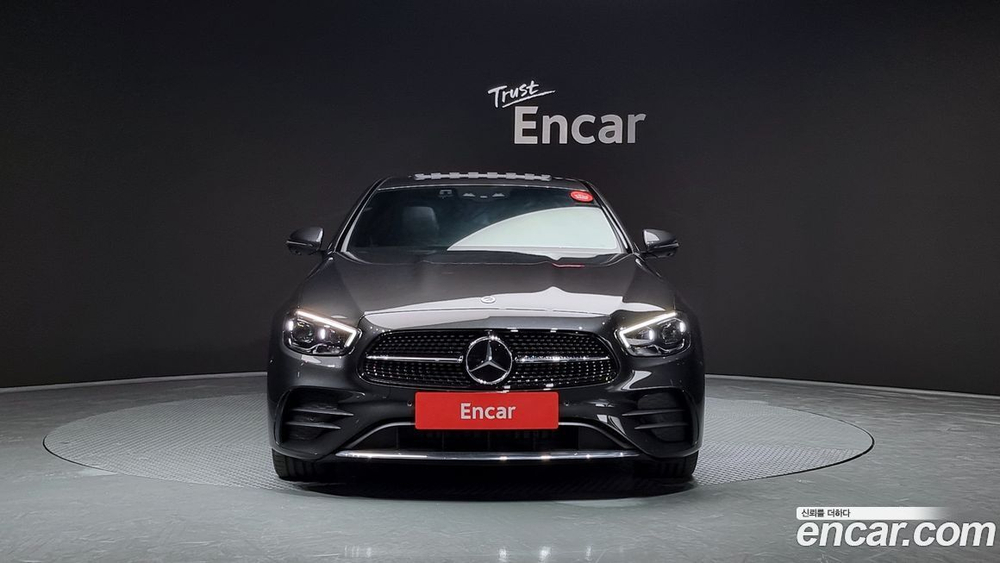 Mercedes-Benz E-Class W213 E220d 4MATIC AMG Line (12.2022)
