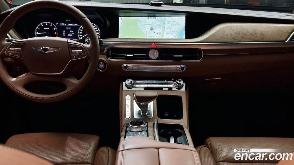 Genesis G90 3.8 AWD (08.2019)