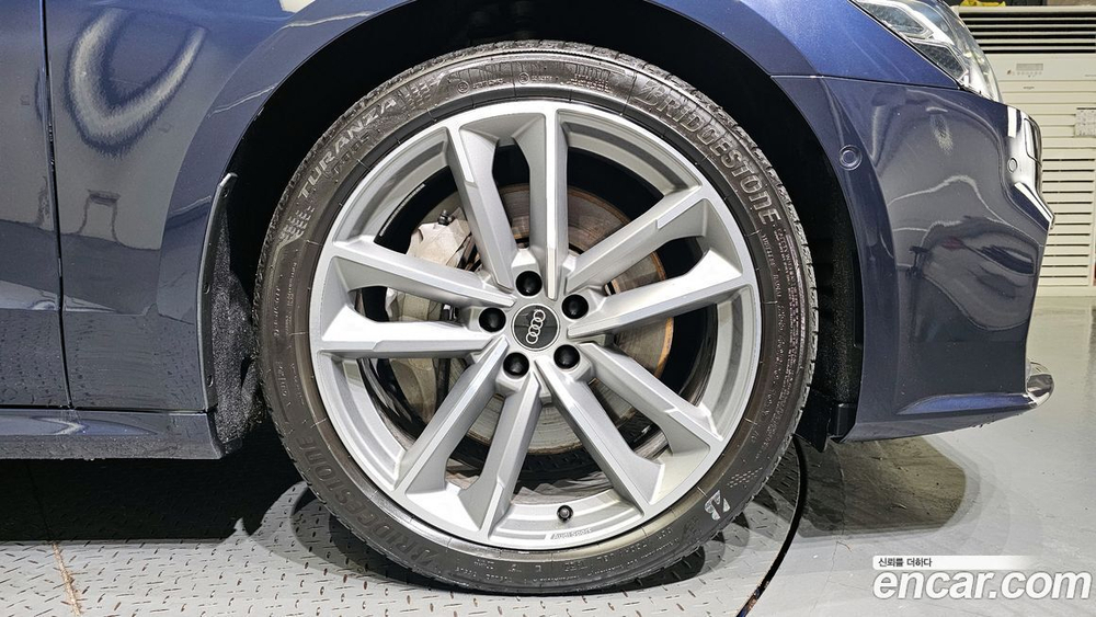 Audi A7 (4K) 55 TFSI Quattro Premium (07.2022)