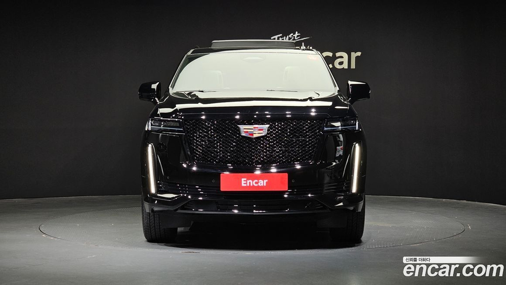 Cadillac Escalade 5 Generation 6.2 (12.2023)