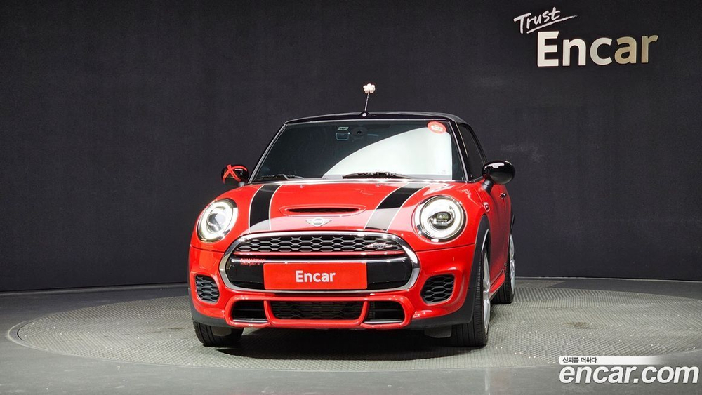 Mini Cooper S Convertible JCW (09.2020)
