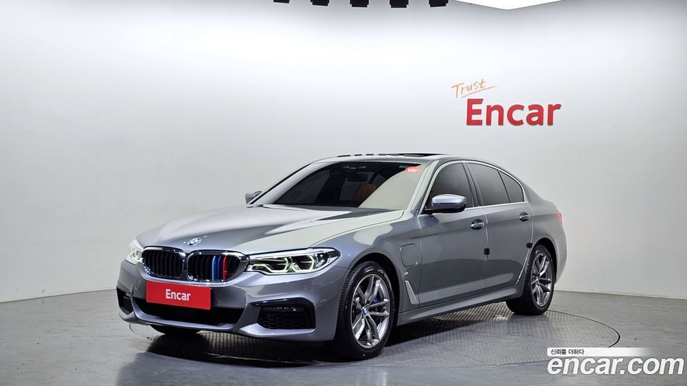 BMW 5 Series (G30) 530e M Sports (04.2020)
