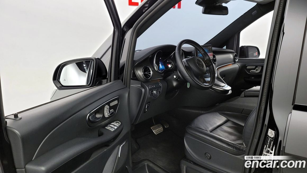 Mercedes-Benz V-Class V300 CDI (07.2021)