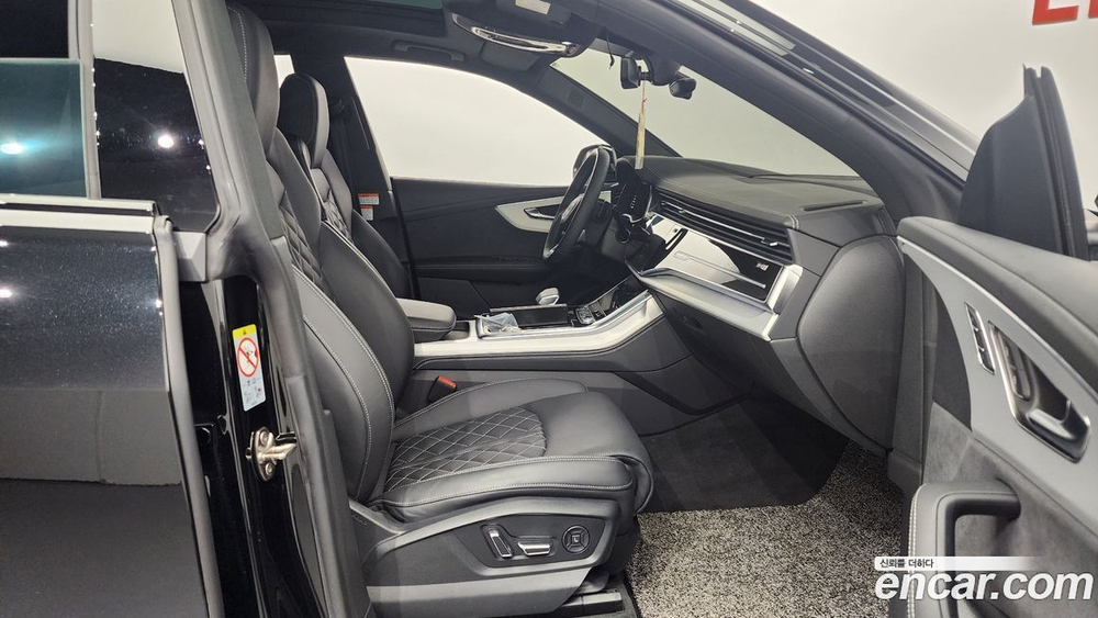 Audi Q8 55 TFSI Quattro Premium (03.2023)