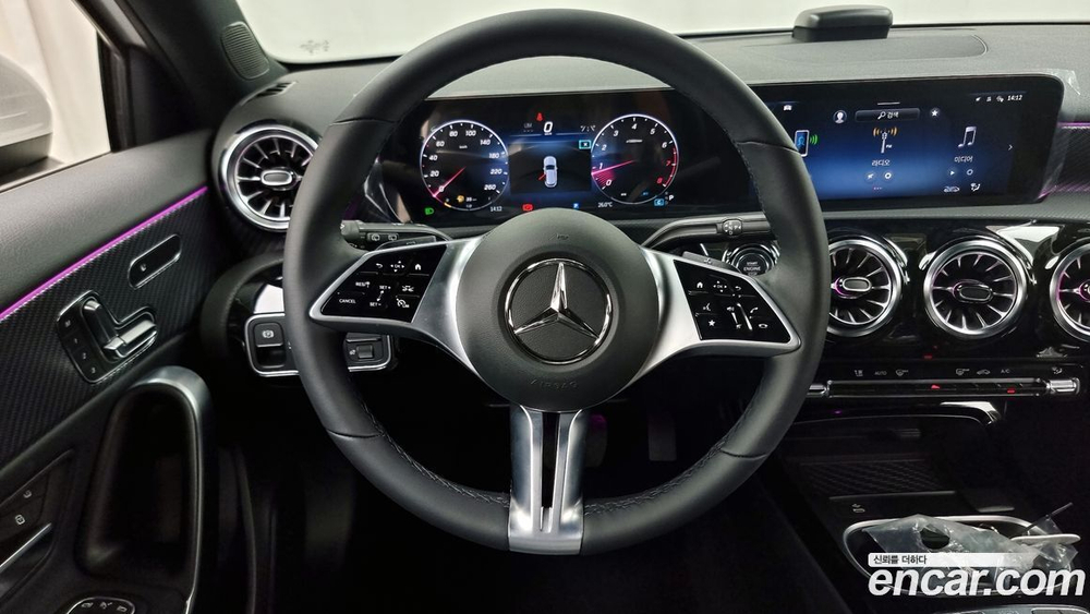 Mercedes-Benz A-Class W177 A220 Hatchback (04.2024)