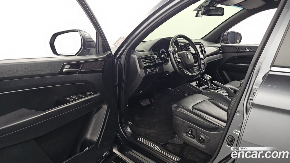 KG Mobility (Ssangyong) Rexton Sports KHAN Дизель 2.2 4WD (11.2019)