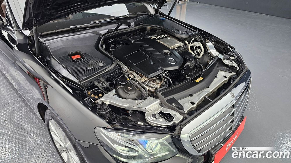 Mercedes-Benz E-Class W213 E220d 4MATIC Exclusive (06.2020)
