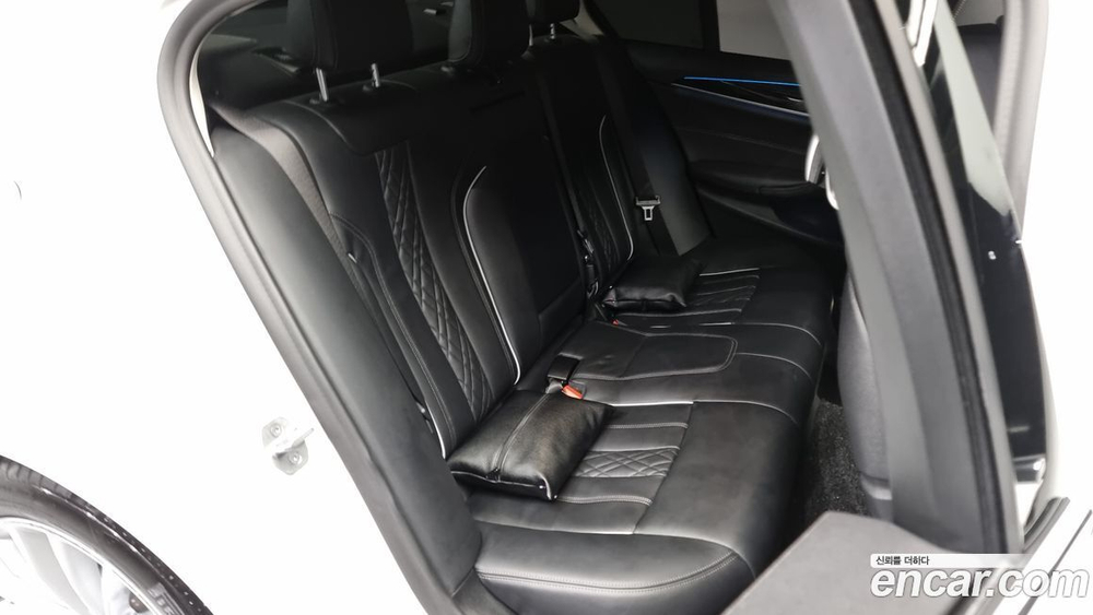 BMW 5 Series (G30) 530e Luxury (05.2021)