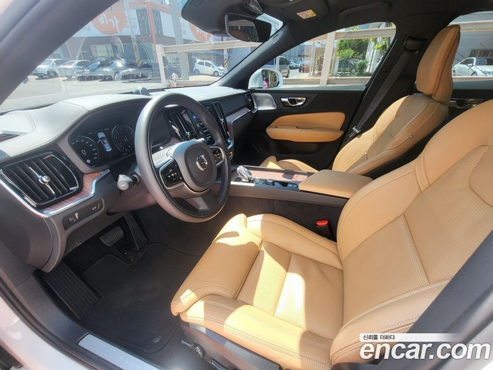 Volvo S60 3 Generation B5 Inscription (12.2022)