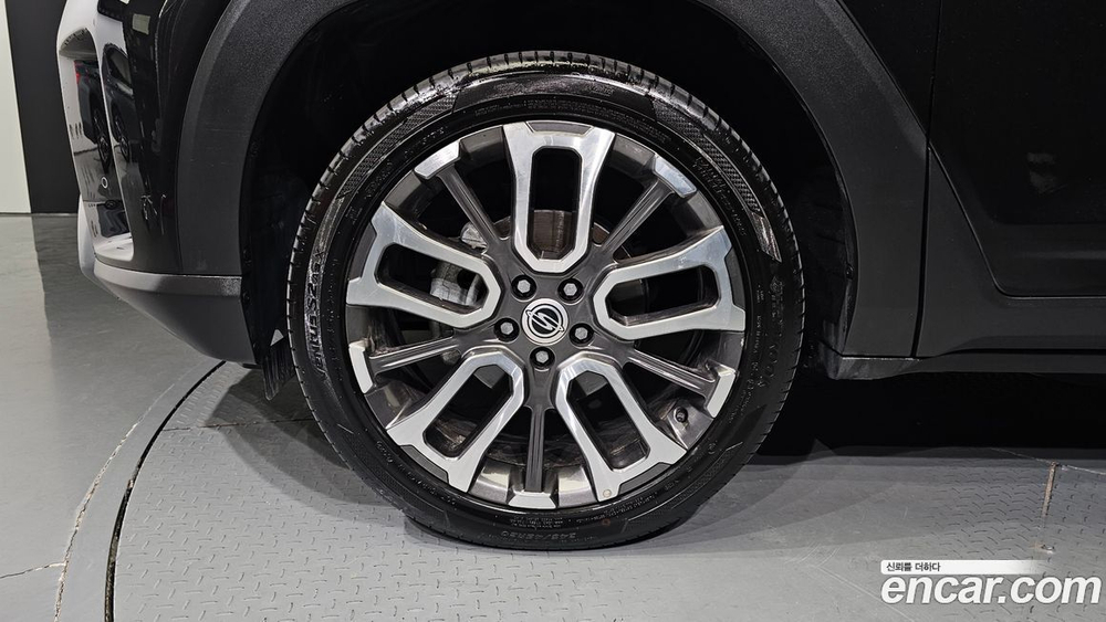KG Mobility (Ssangyong) Torres Бензин 1.5 2WD (01.2023)
