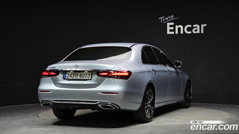 Mercedes-Benz E-Class W213 E250 Avangarde (07.2022)