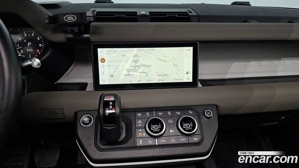 Land Rover Defender (L663) 110 P300 X-Dynamic SE (03.2022)