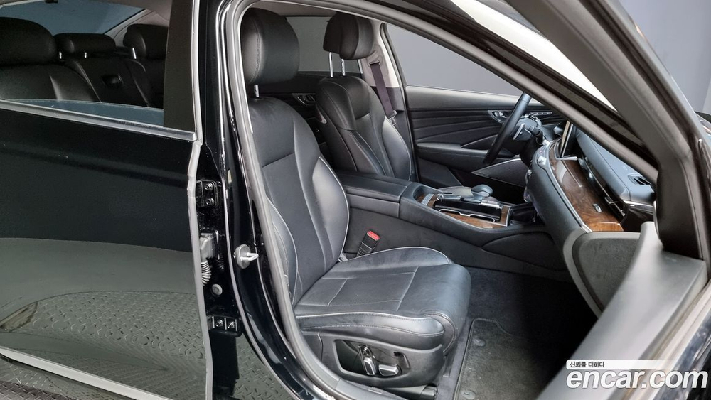 Kia The K9 (Quoris/K900) 3.8 GDI AWD (12.2020)