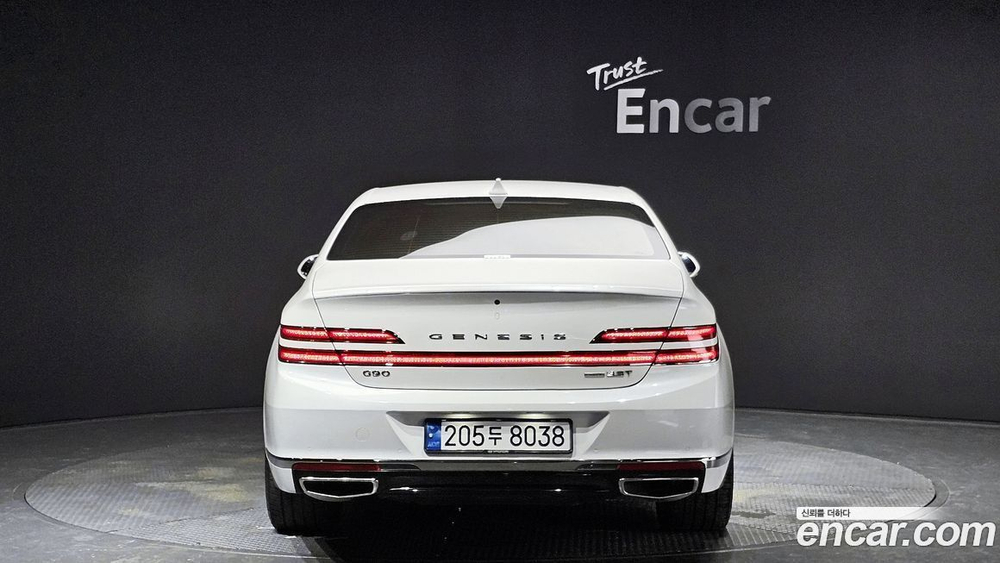 Genesis G90 3.3 T AWD (12.2019)