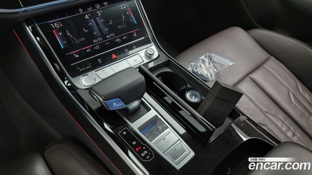 Audi A8 (D5) 55 TFSI Quattro LWB (12.2019)