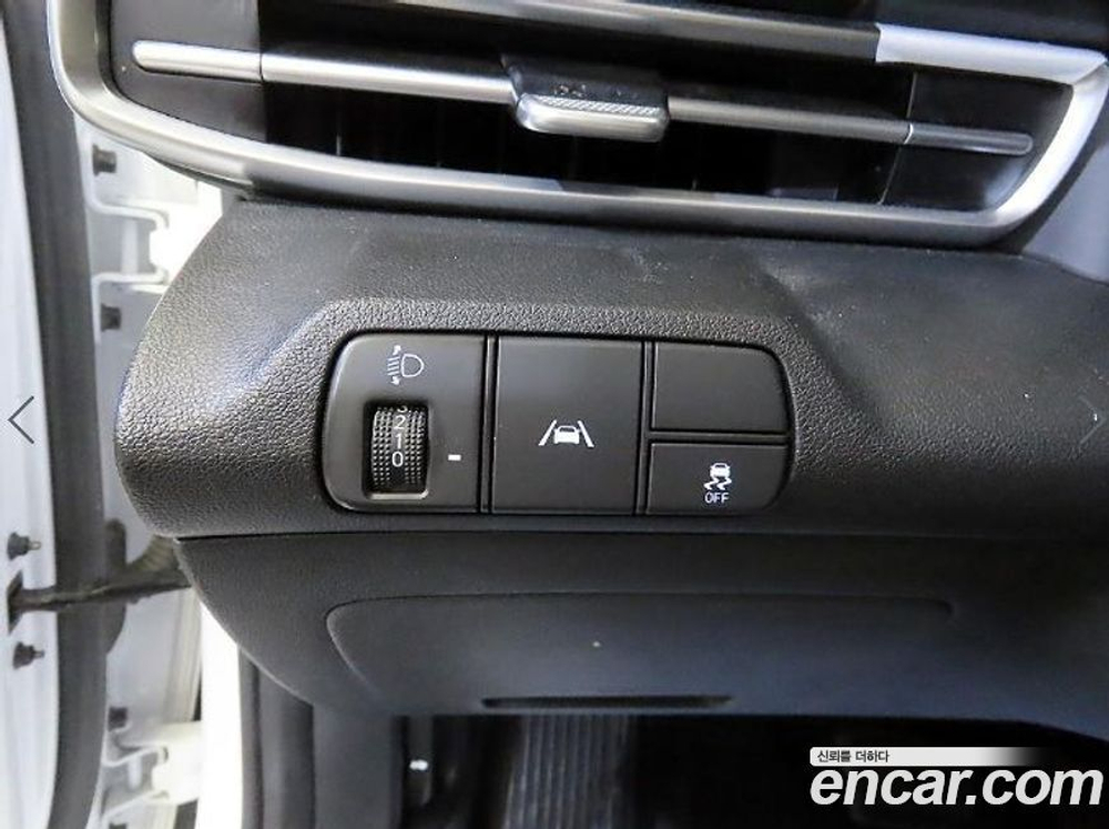 Hyundai Avante (CN7) 1.6 (05.2020)