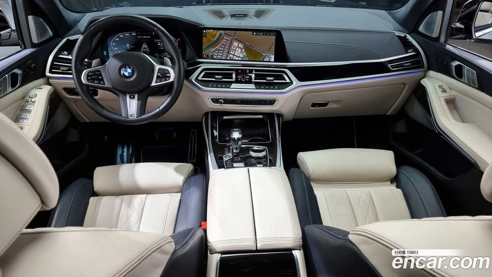 BMW X7 (G07) M50i 6-и местный (03.2021)