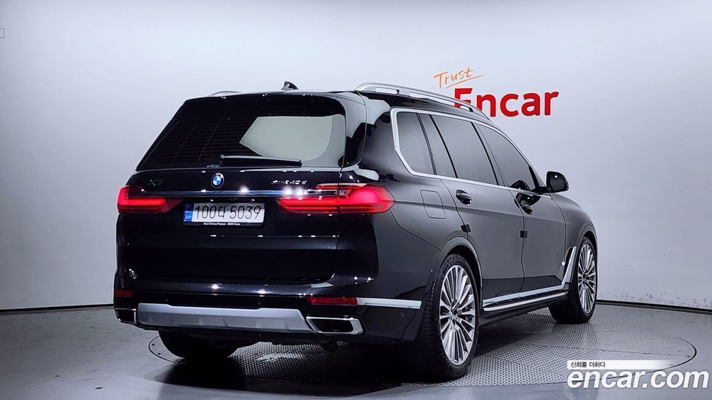 BMW X7 (G07) xDrive 40d Design Pure Excellence 7-и местный (11.2021)