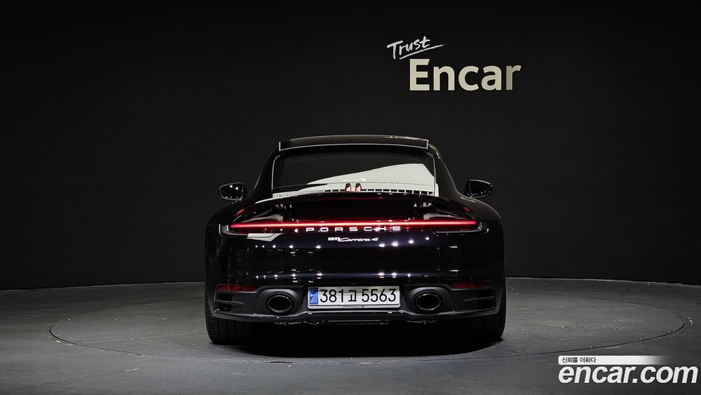 Porsche 911 (992) Carrera 4 (04.2024)