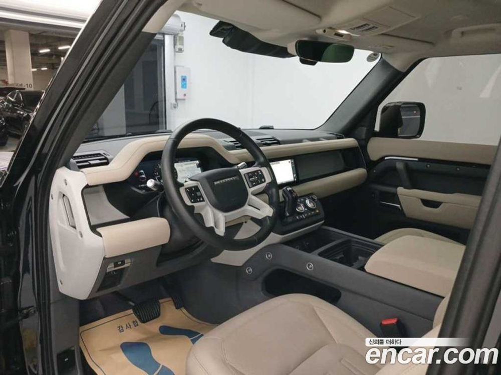 Land Rover Defender (L663) 90 D250 S (06.2021)