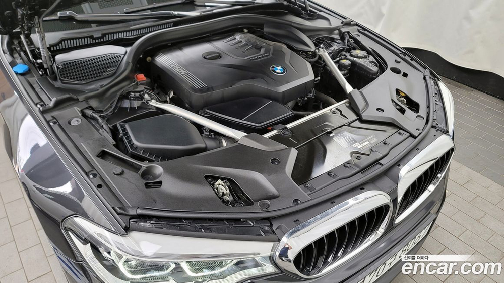 BMW 5 Series (G30) 530i M Sports Plus (09.2020)