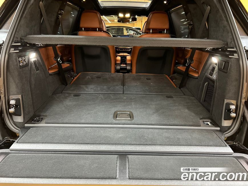 BMW X7 (G07) xDrive 40i Design Pure Excellence 6-и местный (12.2022)