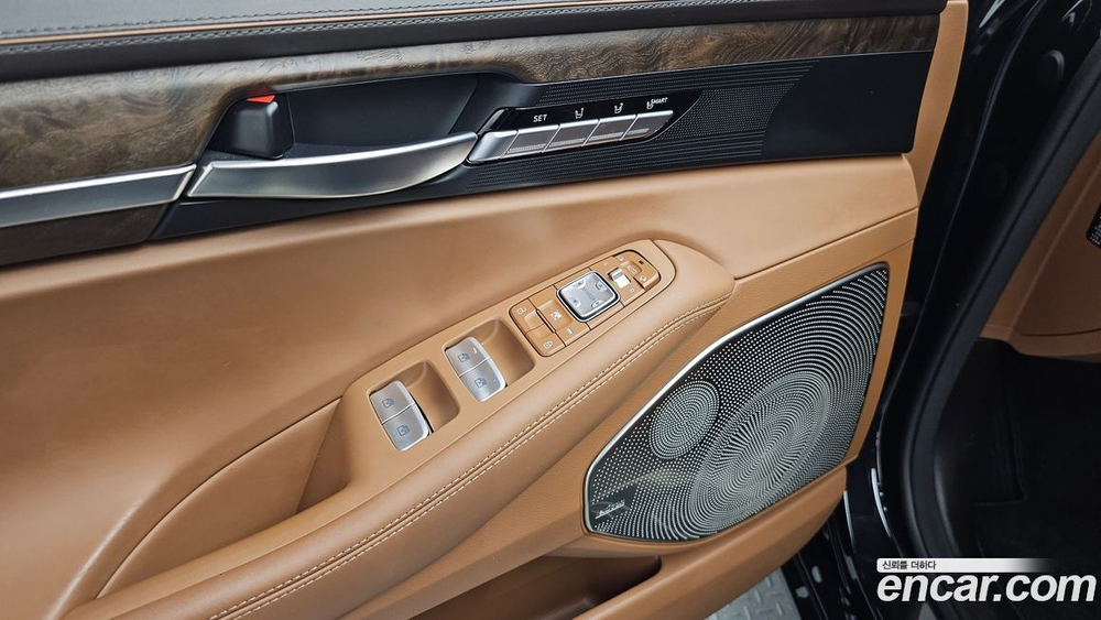 Genesis G90 3.8 AWD (09.2019)