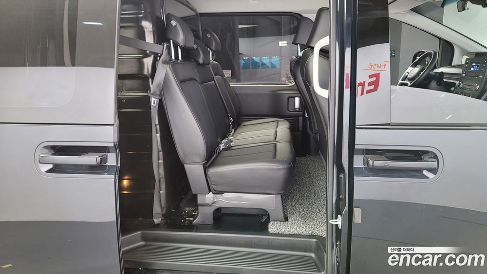 Hyundai Staria Cargo 5인승 (02.2023)