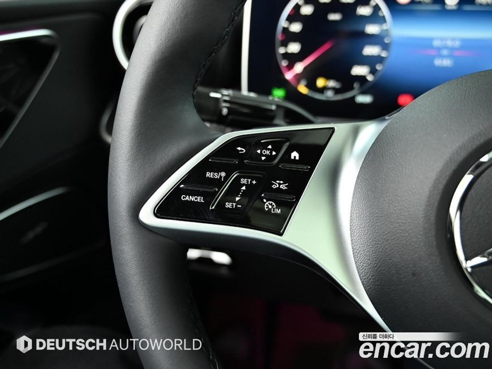 Mercedes-Benz C-Class W206 C300 4MATIC Avangarde (12.2023)
