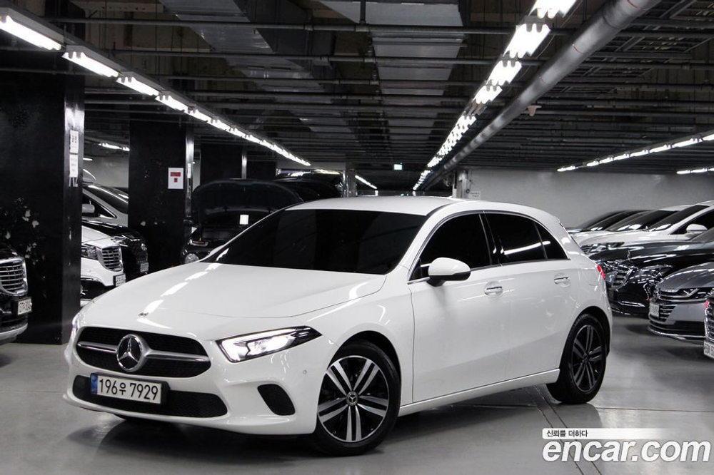 Mercedes-Benz A-Class W177 A220 Hatchback (03.2021)