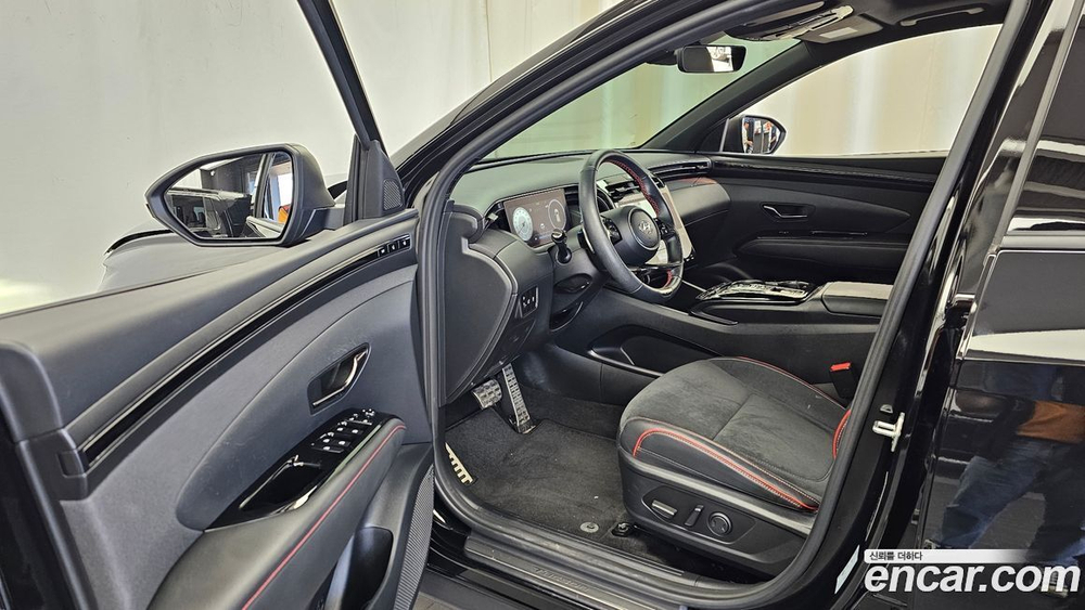 Hyundai Tucson (NX4) Бензин 1.6 Turbo 2WD (04.2022)