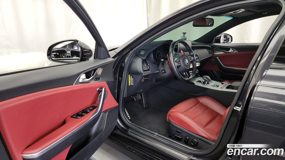 Kia Stinger 3.3 Turbo AWD (03.2020)