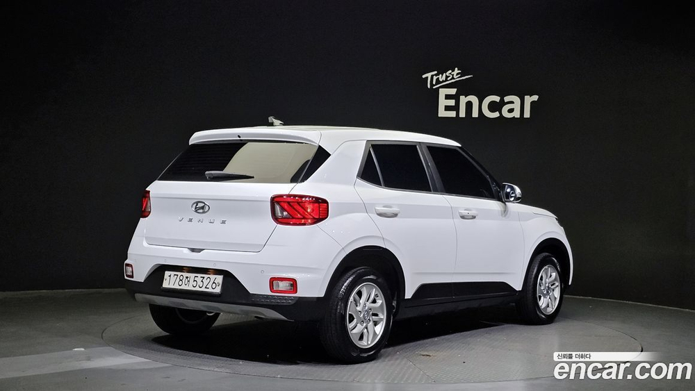 Hyundai Venue 1.6 Modern (06.2020)