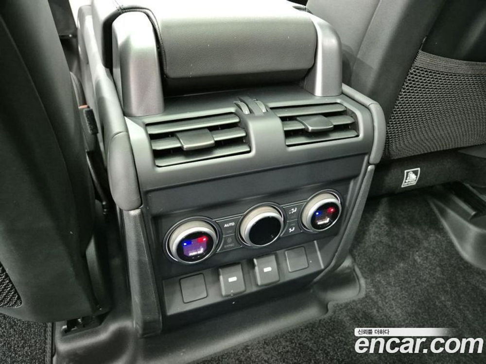 Land Rover Defender (L663) 110 D300 HSE (06.2023)