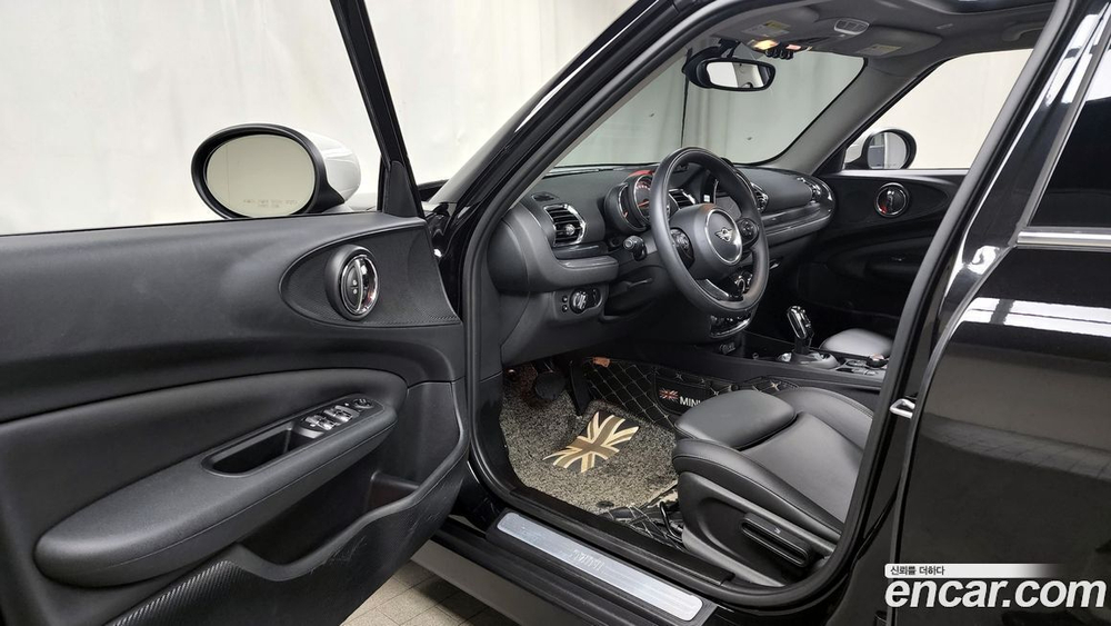 Mini Cooper Clubman Basic (05.2020)