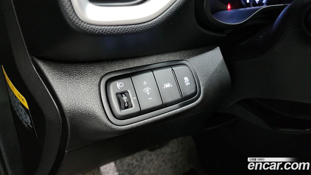 Hyundai Venue 1.6 Smart (05.2020)
