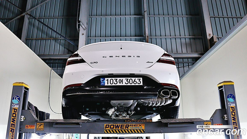 Genesis The New G70 Бензин 2.0T 2WD (01.2022)