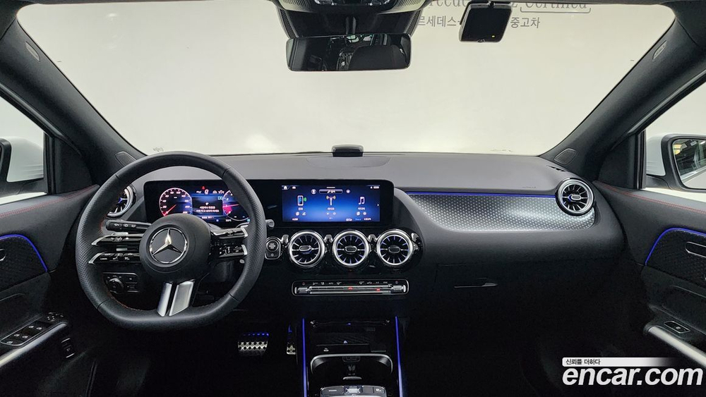 Mercedes-Benz GLA-Class H247 GLA250 4MATIC (02.2024)