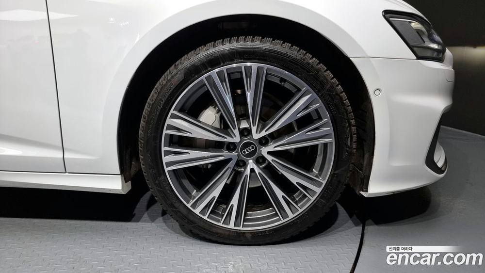 Audi A6 (C8) 45 TFSI Quattro Premium (12.2022)