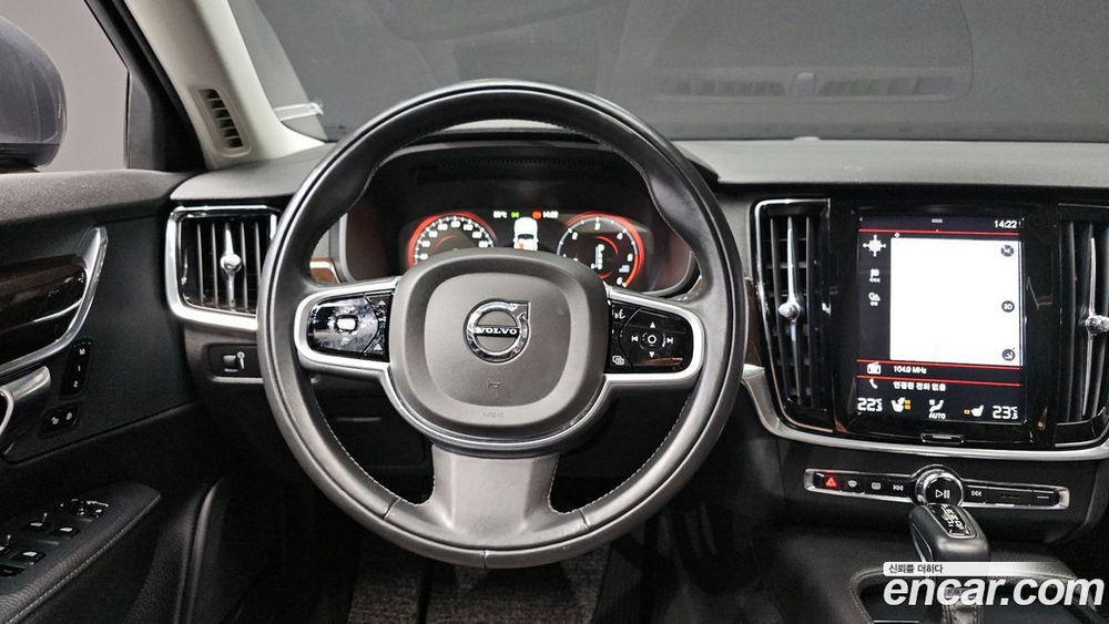 Volvo S90 D5 AWD Momentum (12.2019)
