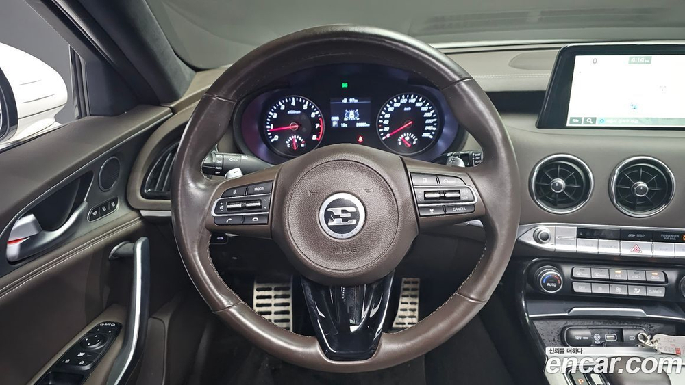 Kia Stinger 2.0 Turbo 2WD (08.2019)