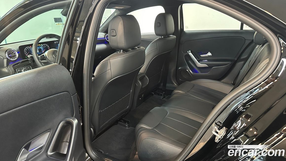 Mercedes-Benz A-Class W177 A220 Sedan (01.2024)