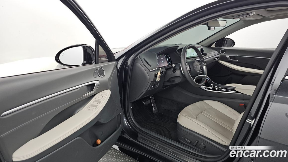 Hyundai Sonata (DN8) 1.6 Turbo (01.2022)