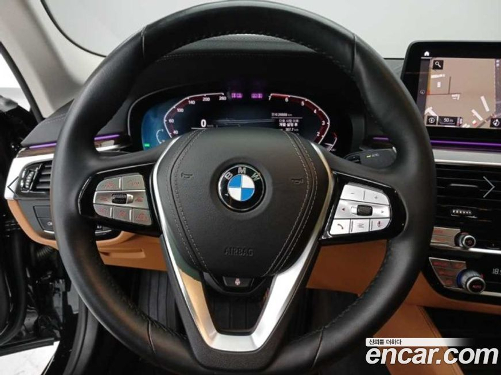 BMW 5 Series (G30) 520i Luxury (05.2021)