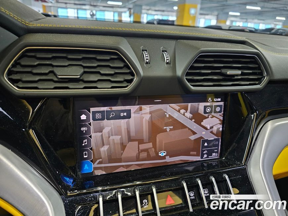 Lamborghini Urus 4.0 V8 (04.2020)