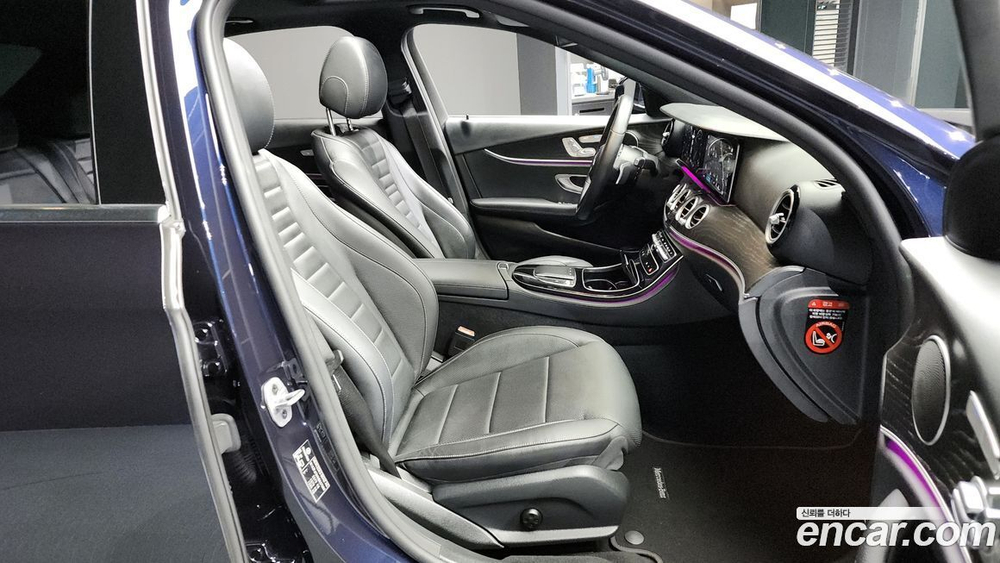 Mercedes-Benz E-Class W213 E250 Avangarde (02.2022)